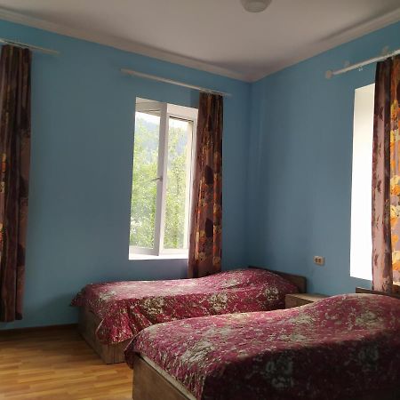 Barbara Hotel Mestia Ngoại thất bức ảnh