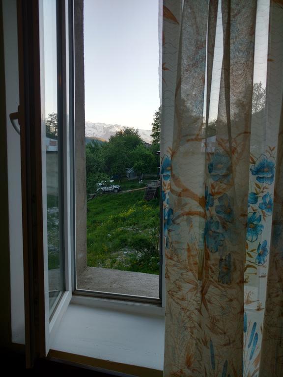 Barbara Hotel Mestia Ngoại thất bức ảnh